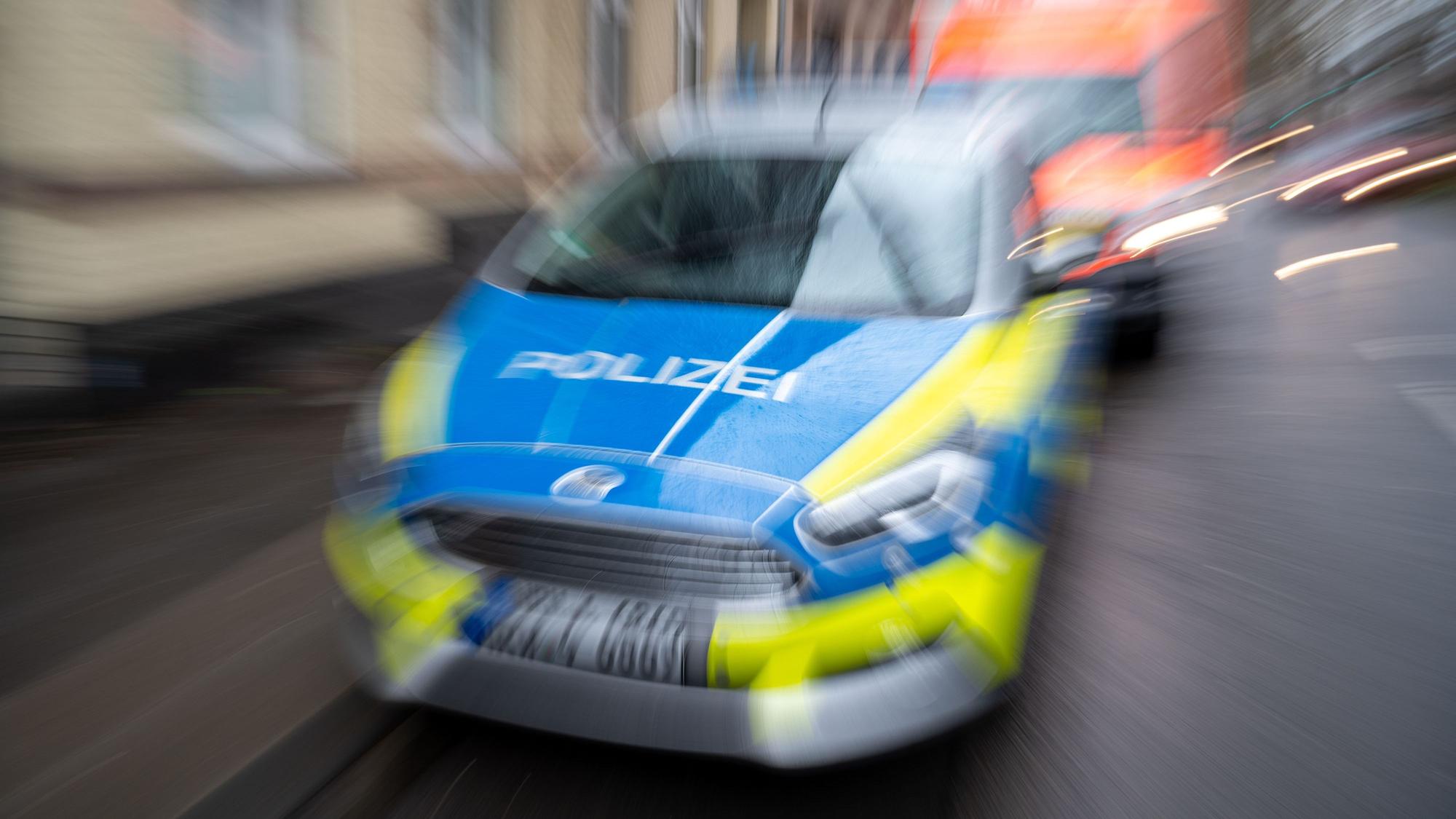 Ein 45-jähriger Mann wurde Samstag, 21. September an dessen Haustür niedergestochen. (Symbolfoto)