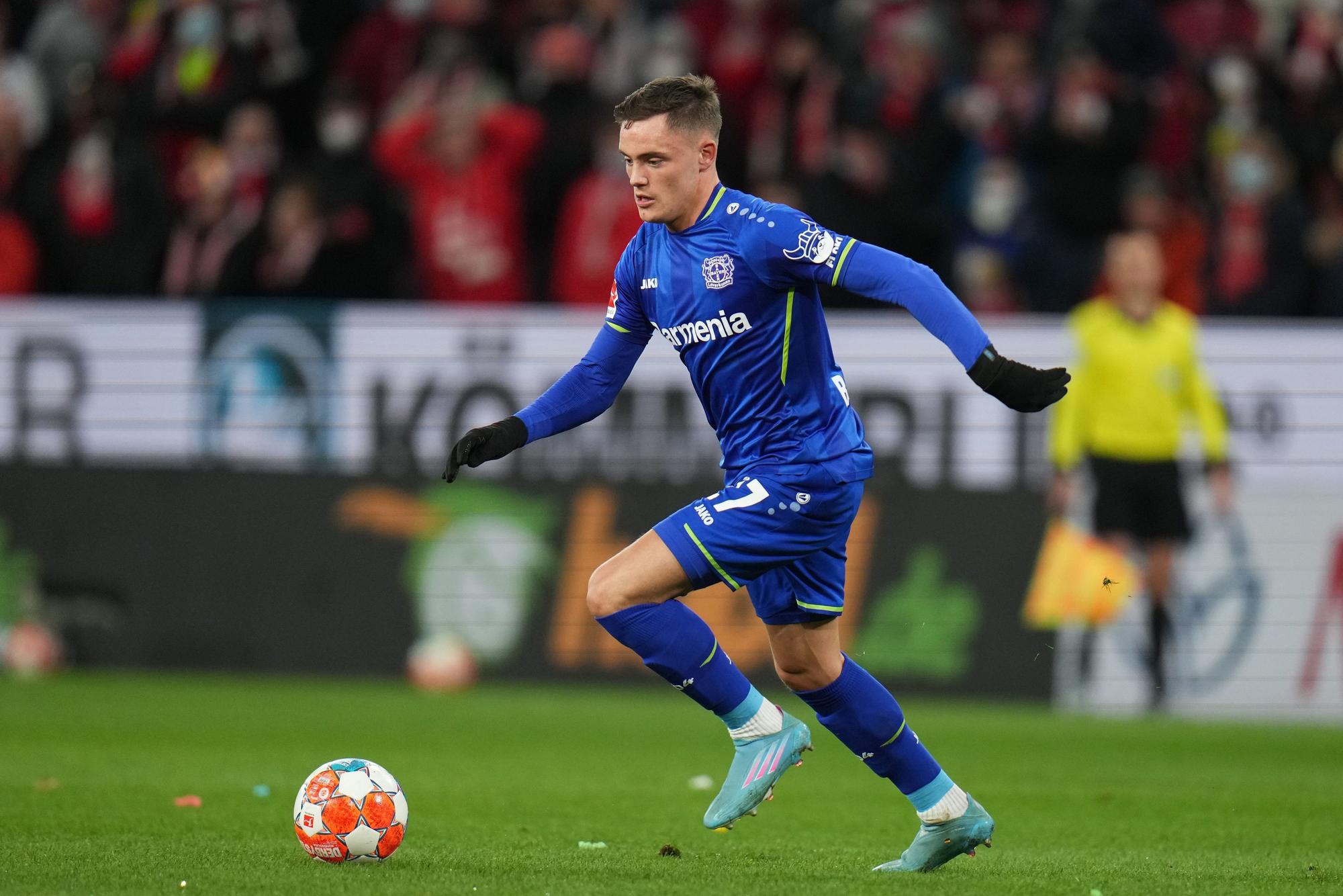 Bayer 04 Leverkusens Florian Wirtz auf dem Spielfeld