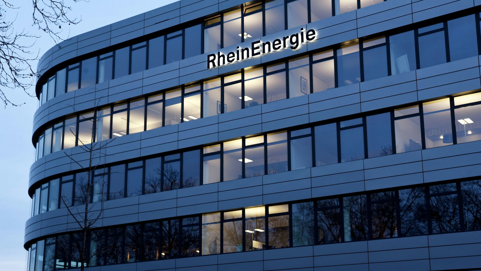 Die Zentrale der Rhein-Energie am Parkgürtel in Ehrenfeld.