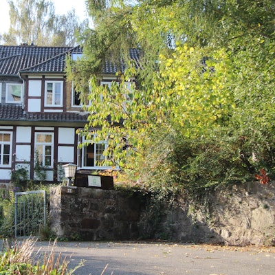 Dörentrup-Hillentrup (Kreis Lippe): Das Gebäude der alten Dorfschule von Dörentrup.