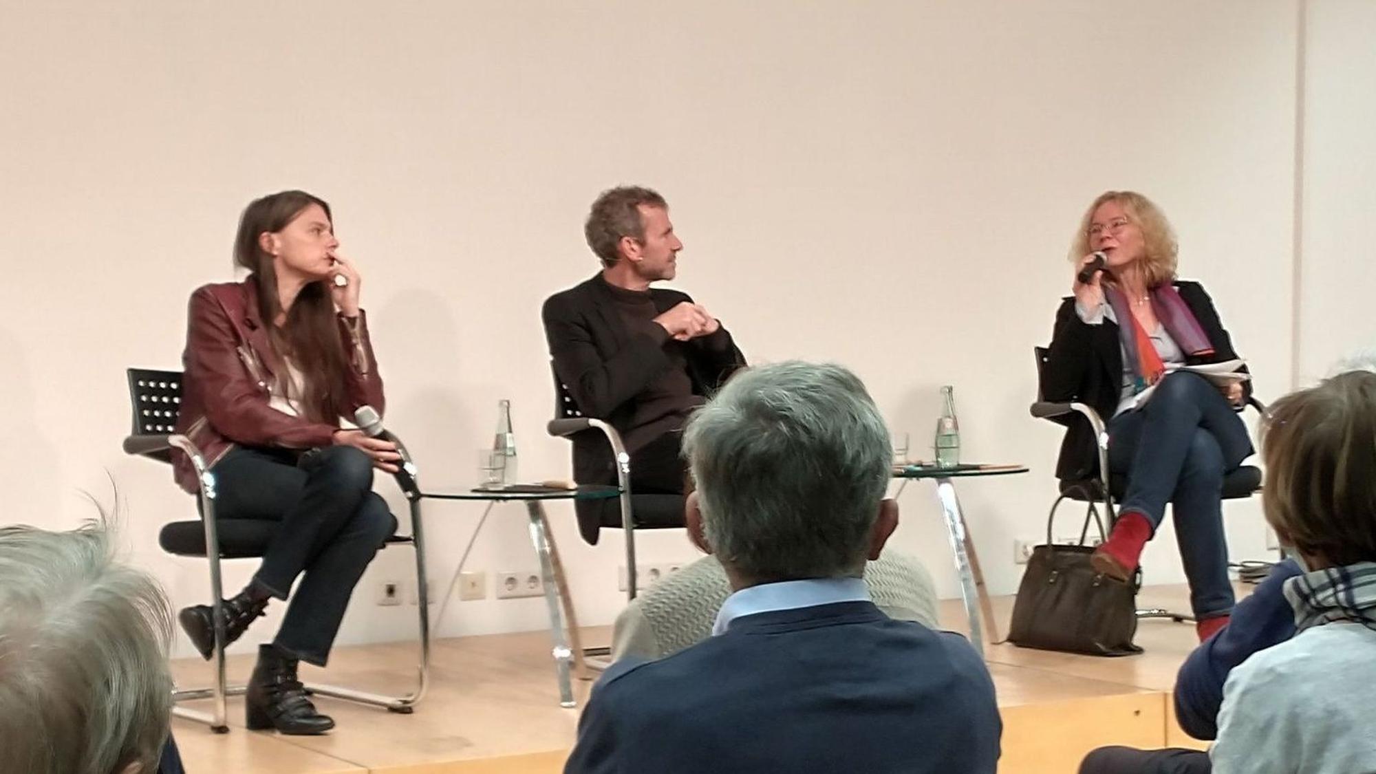 Christiane Florin (links), Joachim Frank und Tine Stein
