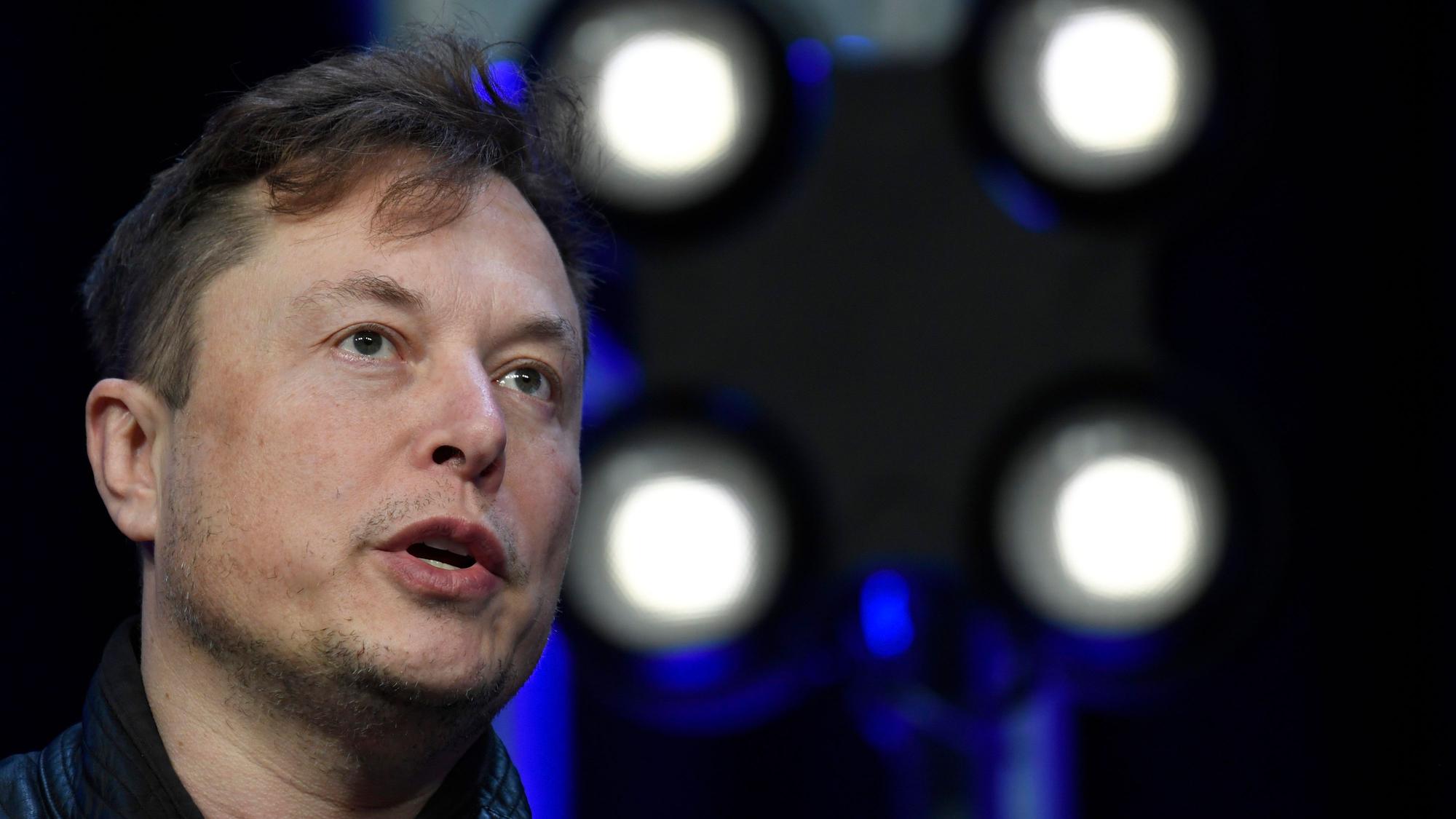 Tesla-Gründer und Twitter-Chef Elon Musk spricht bei einer Konferenz in Washington D.C.