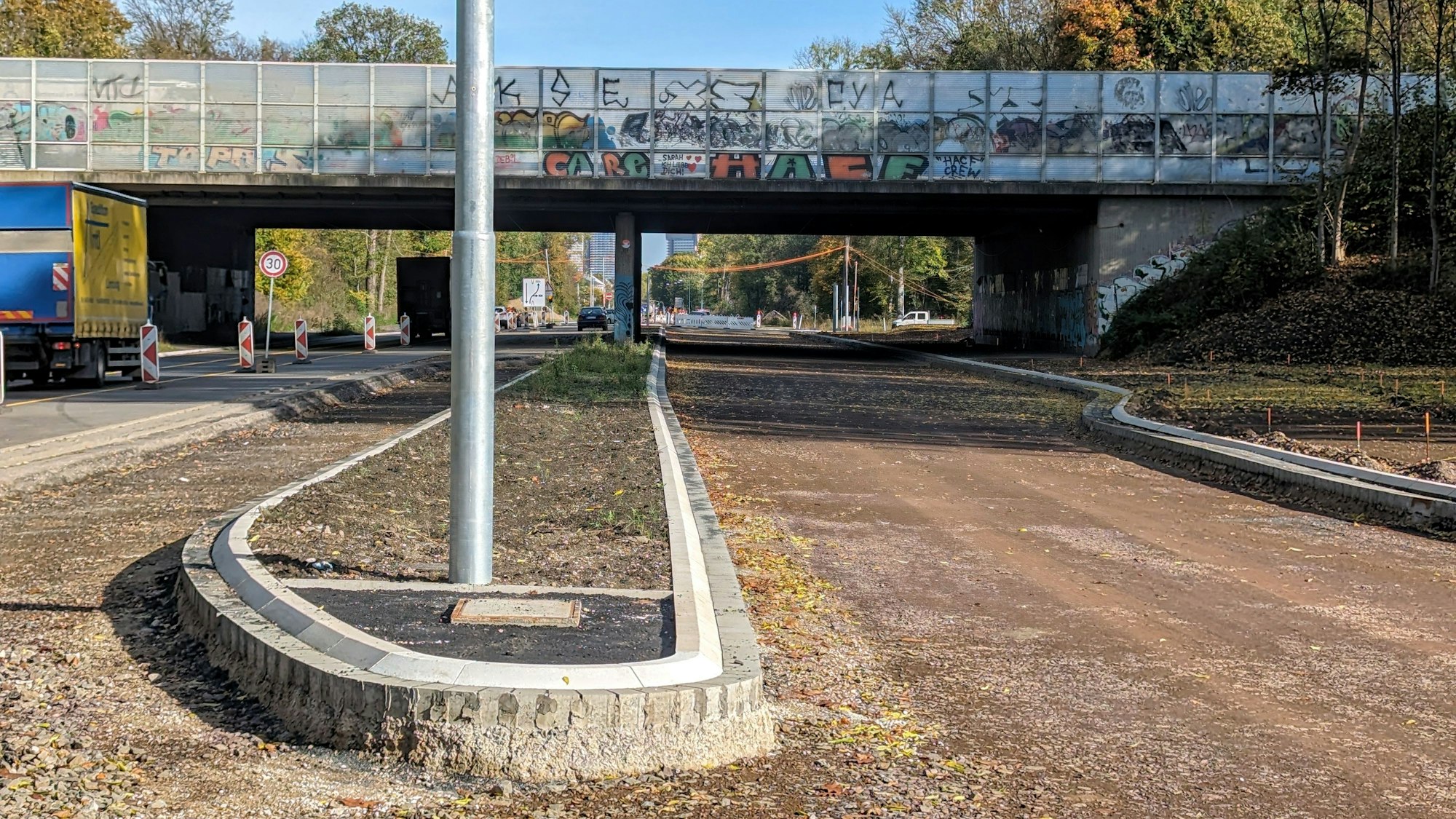 Das Foto zeigt die Zufahrten zur A4 in Klettenberg, als dort noch gebaut wurde.