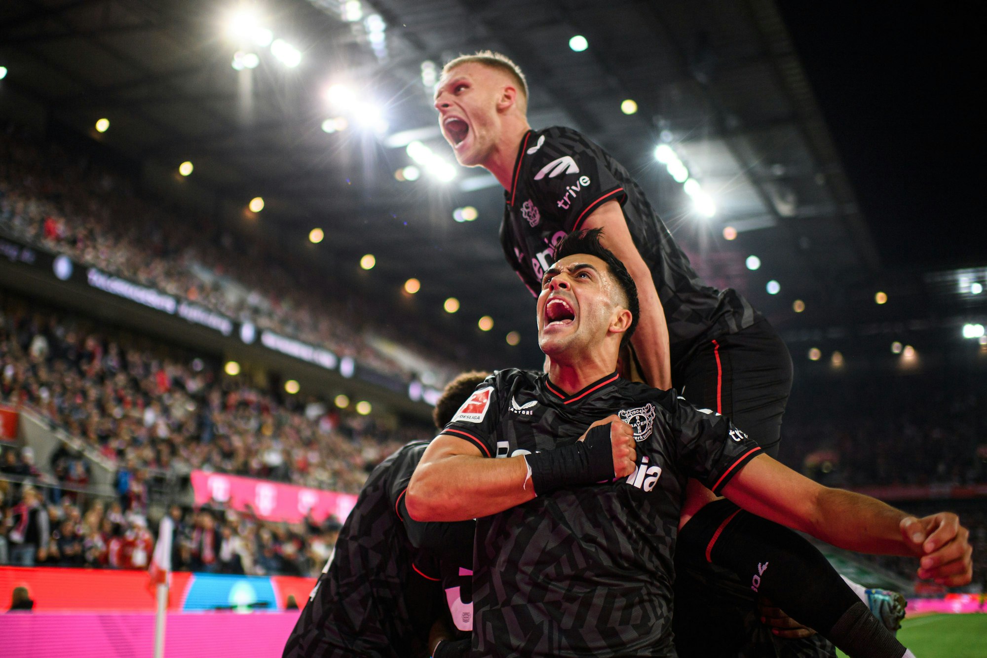 Torjubel von Bayer 04 Leverkusens Nadiem Amiri in Köln