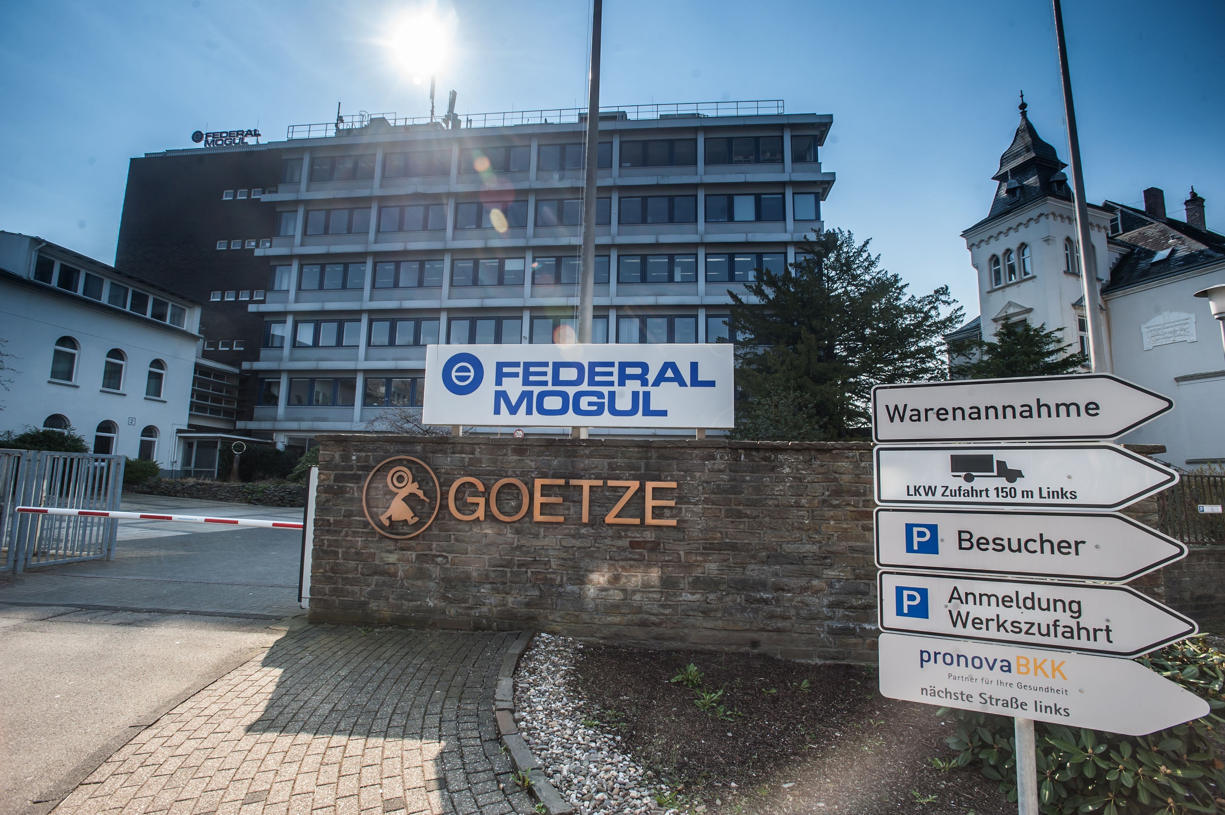 Das Hauptgebäude des ehemaligen Goetzewerks in Burscheid