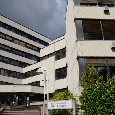 Ein Verwaltungsgebäude aus den 70er Jahren.