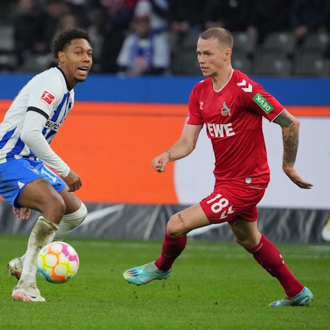 12.11.2022, Berlin: Fußball: Bundesliga, Hertha BSC - 1. FC Köln, 15. Spieltag, Ondrej Duda führt den Ball