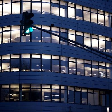 In den Büroräumen der Zentrale der Rhein-Energie am Parkgürtel in Ehrenfeld.
RheinEnergie brennt Licht.