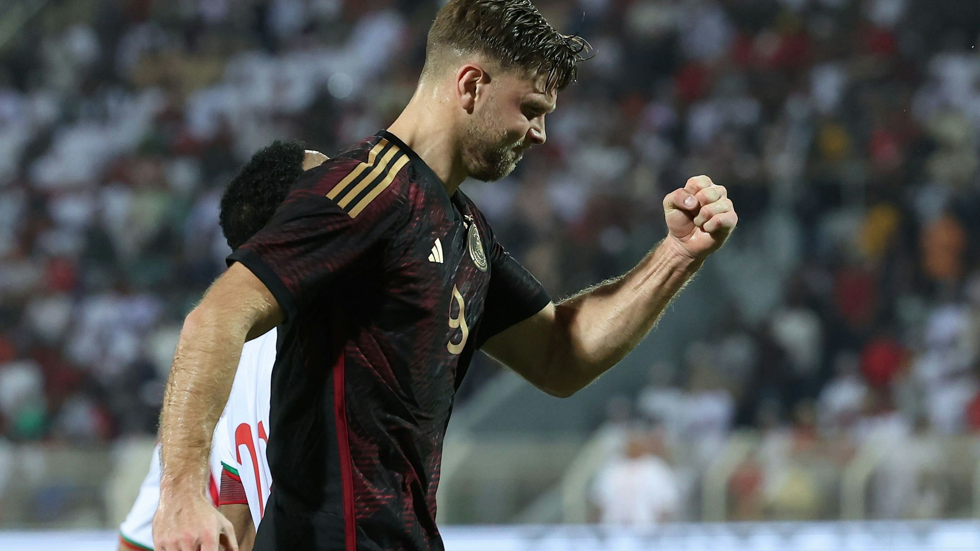 Der Spieler Niclas Füllkrug von Werder Bremen bejubelt seinen Sieg bringenden Treffer im Test-Länderspiel am Mittwoch im Oman.