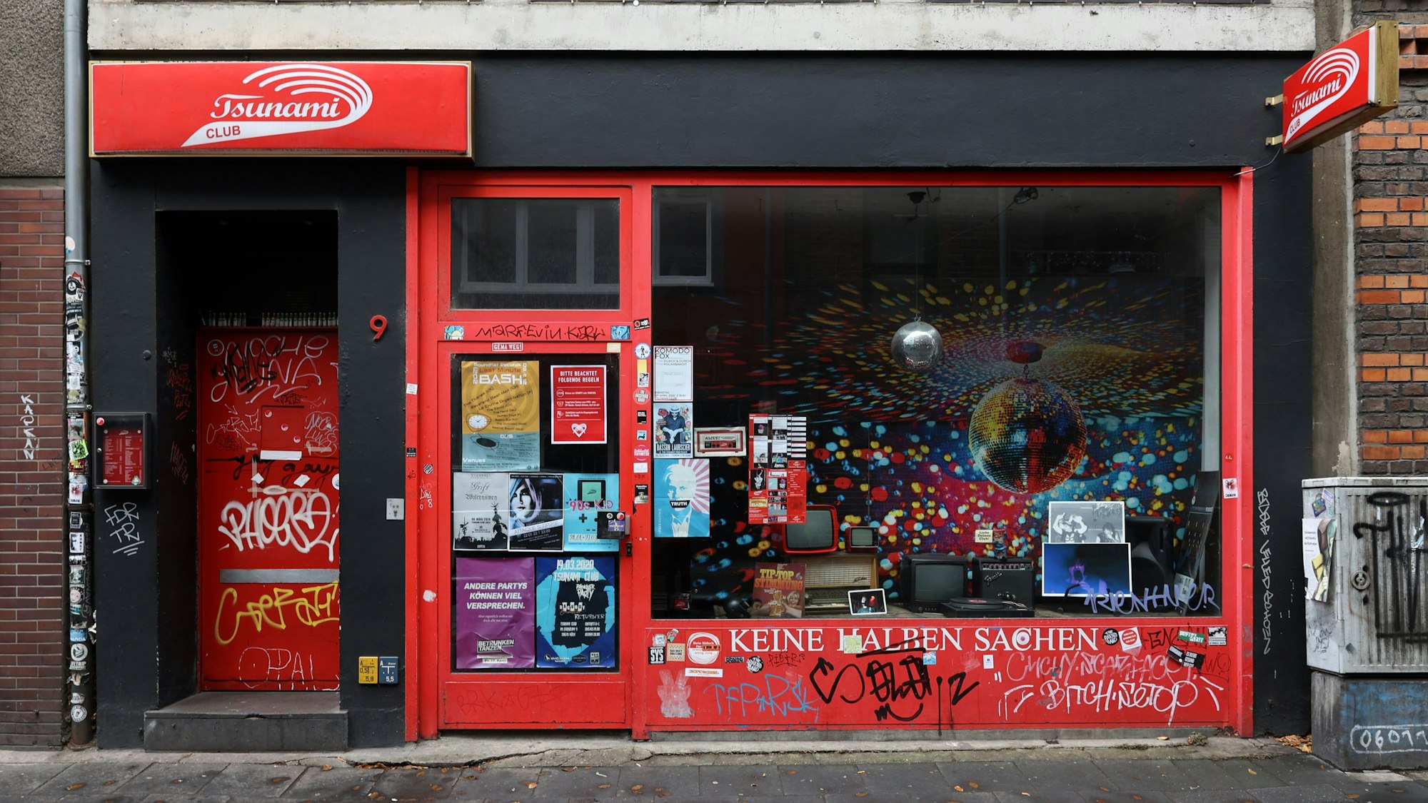 Außenansicht Tsunami Club Im Ferkulum in der Südstadt