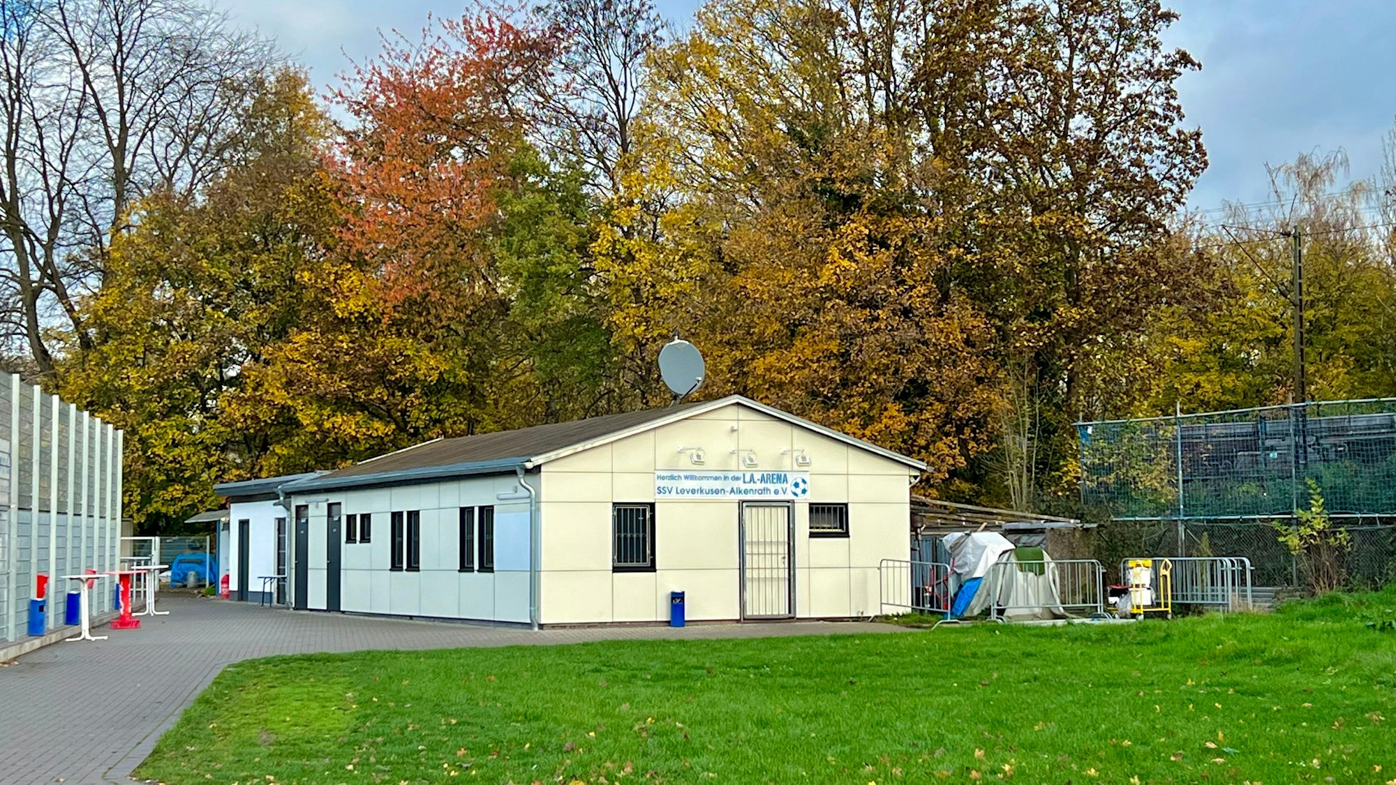 Das Vereinsheim des SSV Leverkusen-Alkenrath am Sportplatz in Schlebuschrath