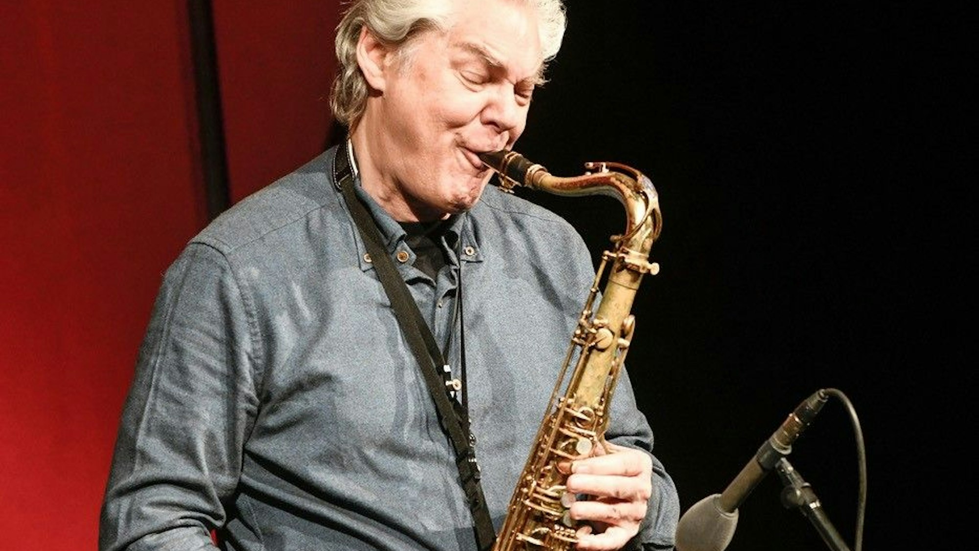Der norwegische Jazz-Saxofonist Jan Garbarek gastierte bei den 43. Leverkusener Jazztagen im Erholungshaus.