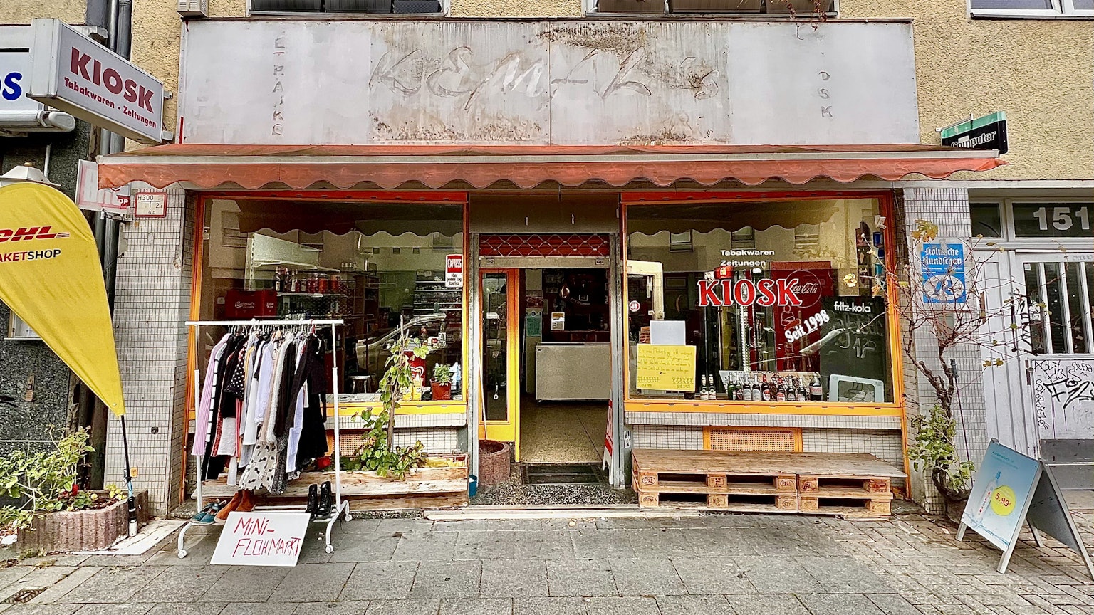 Der Eingang von Kemals Kiosk an der Liebigstraße.