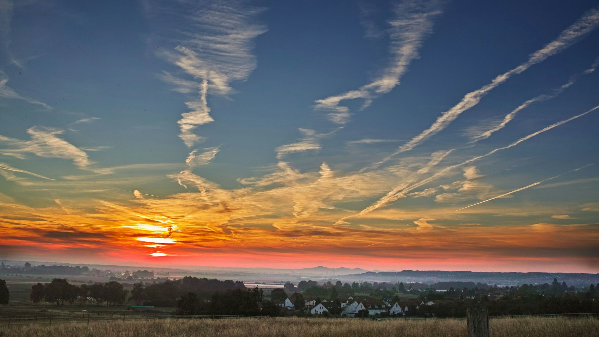 Der Sonnenaufgang über Merten.