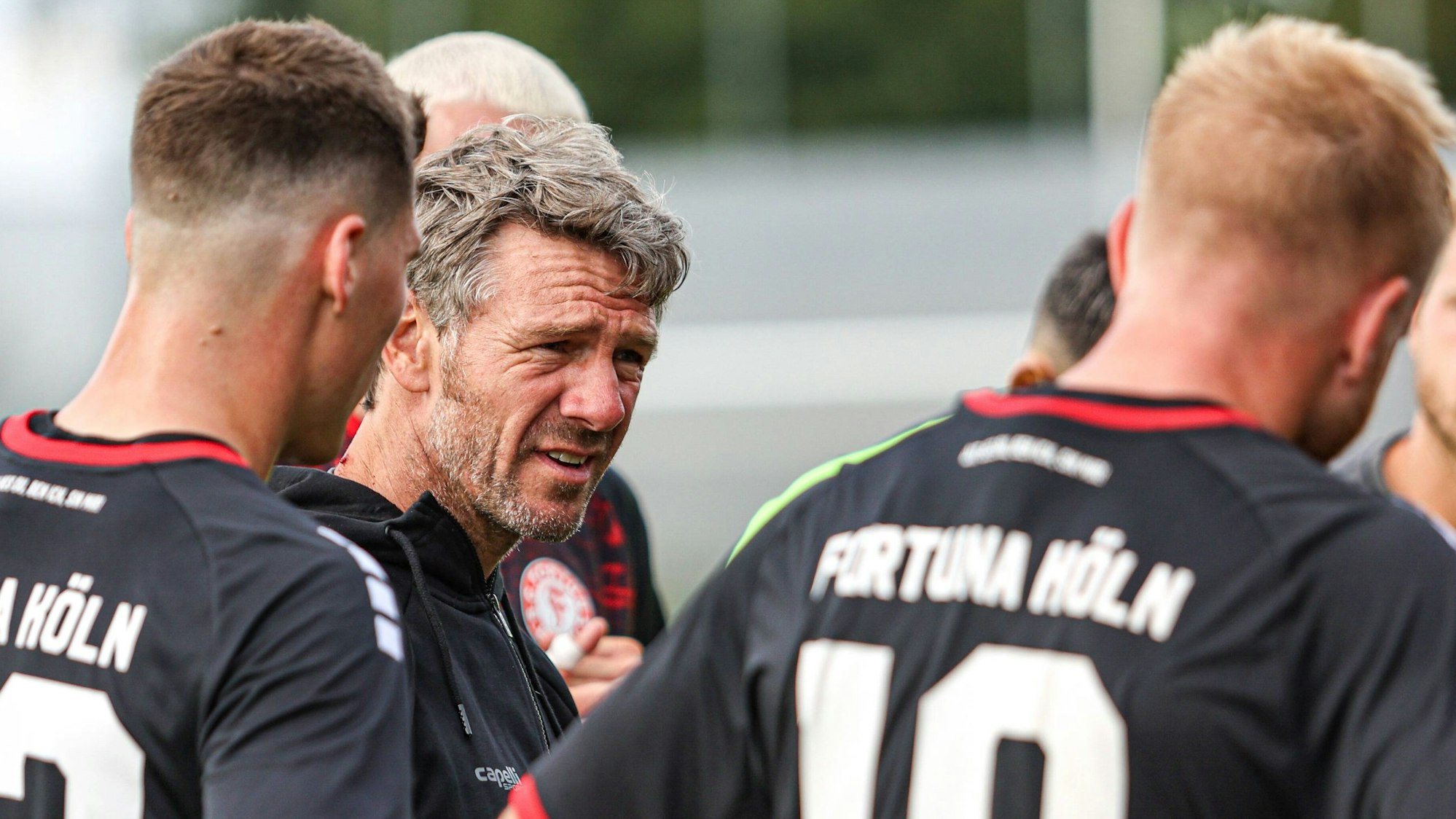 Fortuna Köln gewinnt APT Rheincup in Monheim Markus von Ahlen, Trainer Fortuna Köln beim APT Rheincup 2022 im Rheinstadion des FC Monheim 1910 e.V. am 09.07.2022. Beim Blitzturnier spielten der FC Monheim, Fortuna Düsseldorf II, Viktoria Köln und Fortuna Köln jeweils in 45 Minuten Partien gegeneinander. * Markus von Ahlen, Coach Fortuna Köln beim APT Rheincup 2022 in the Rhine Stadium of FC Monheim 1910 e.V. on July 9, 2022. At this short tournament FC Monheim, Fortuna Düsseldorf II, Viktoria Köln und Fortuna Köln played 45 minutes games against each other. Monheim NRW Deutschland Copyright: xPieroxNigrox