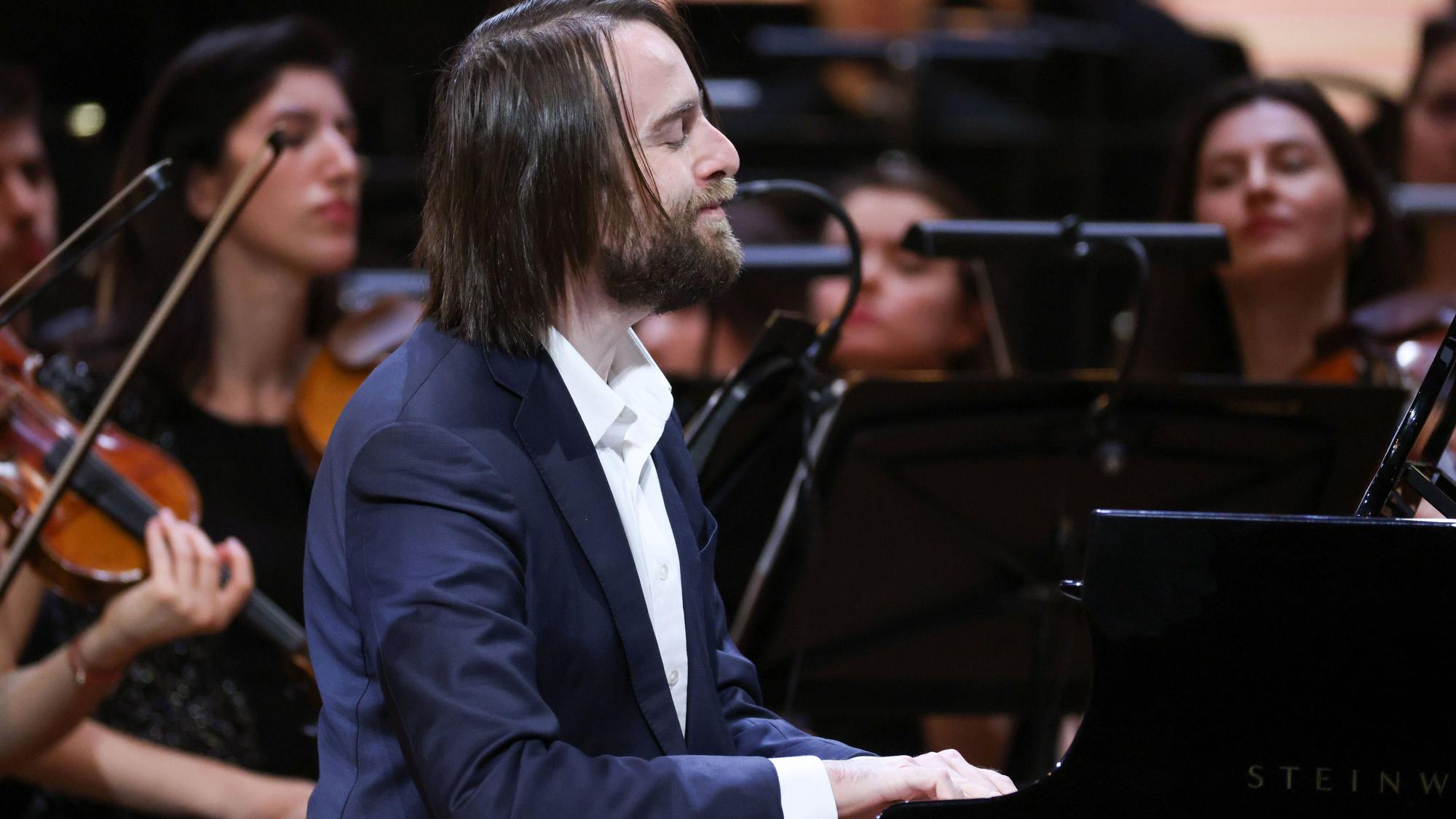 MOSCOW, RUSSIA - JANUARY 29, 2022: Russian pianist Daniil Trifonov performs at Tchaikovsky Concert Hall during a gala concert celebrating 100 years since the opening of the Moscow Philharmonic Society. Artyom Geodakyan/TASS PUBLICATIONxINxGERxAUTxONLY TS1209A6