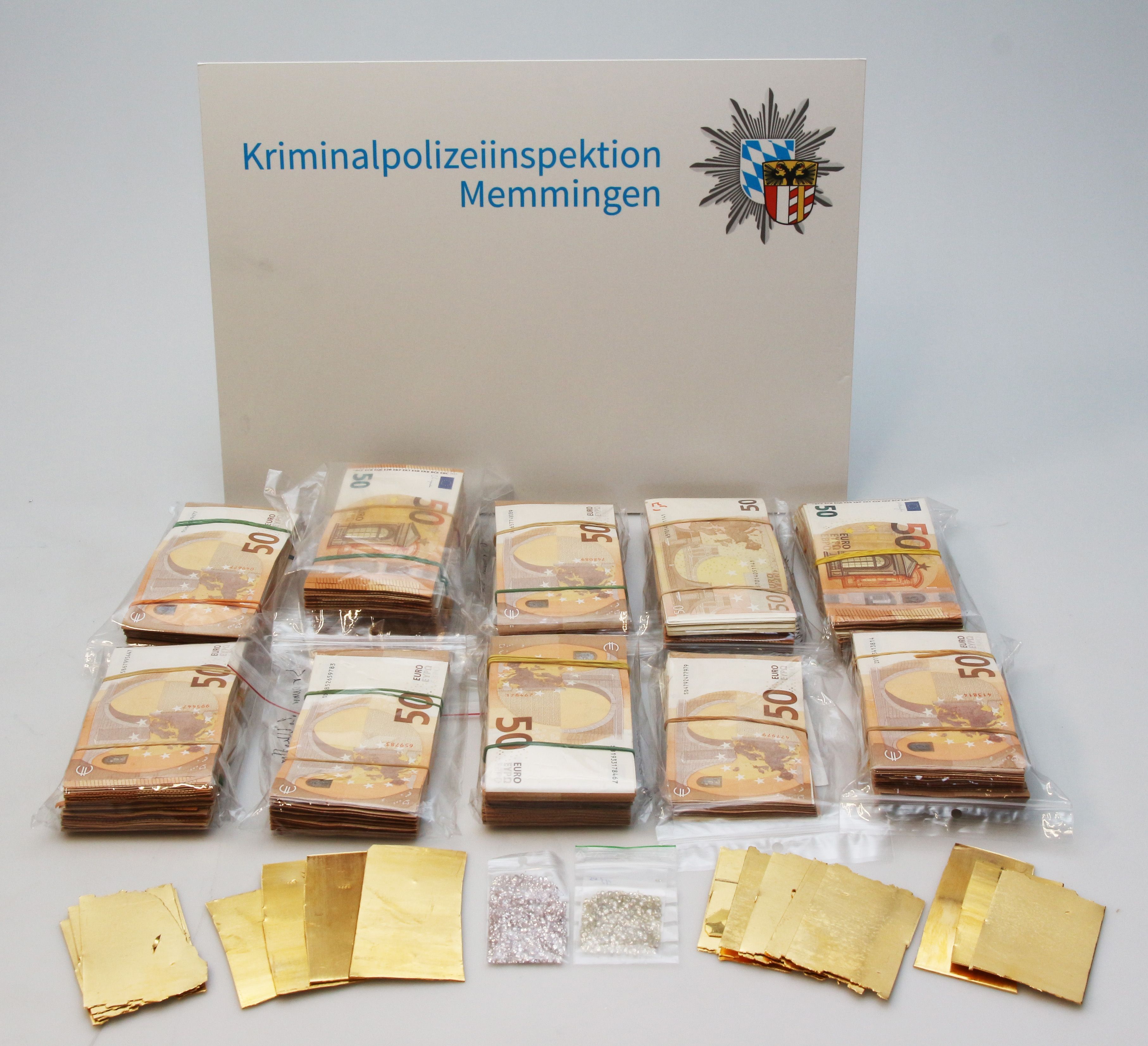 Polizei stellt im Ostallgäue Geld, Gold und Diamanten sicher