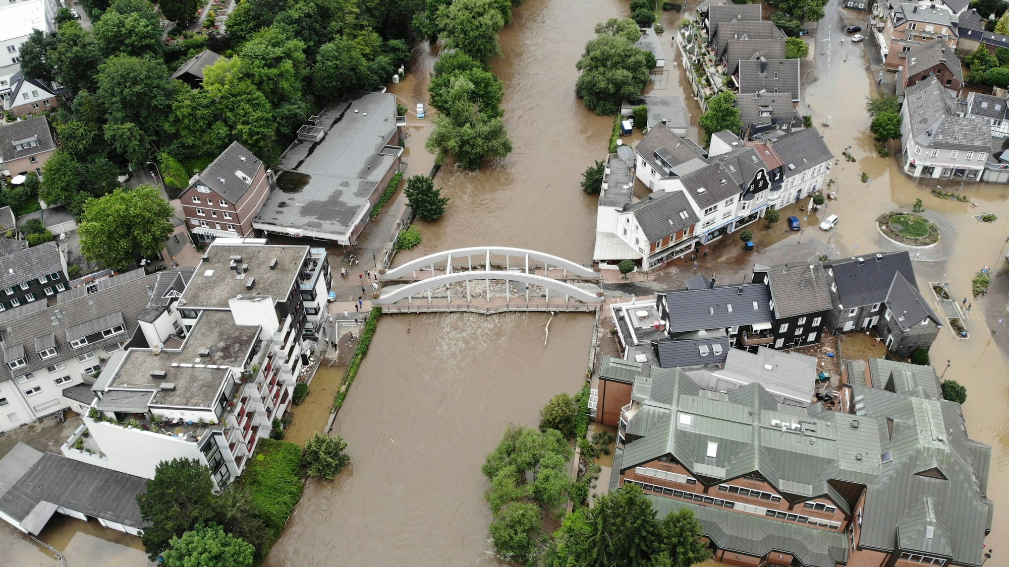 Das Wupper-Hochwasser in der Leichlinger Innenstadt im Juli 2021