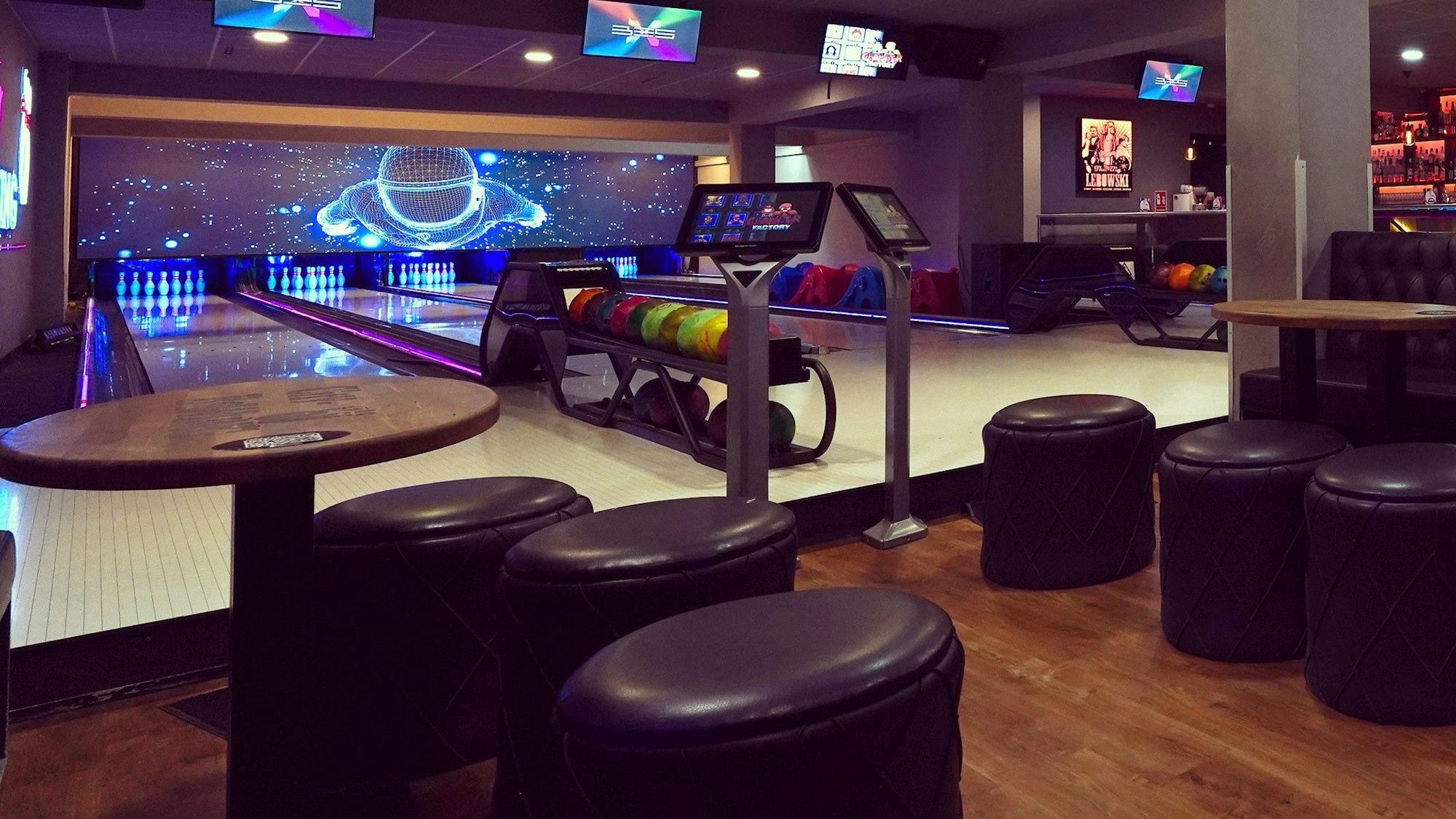 Innenansicht von City Bowling Köln.