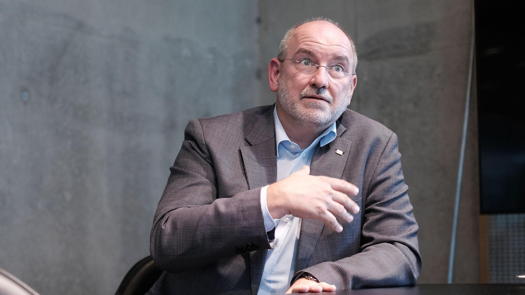 Ralph Sterck gestikuliert.