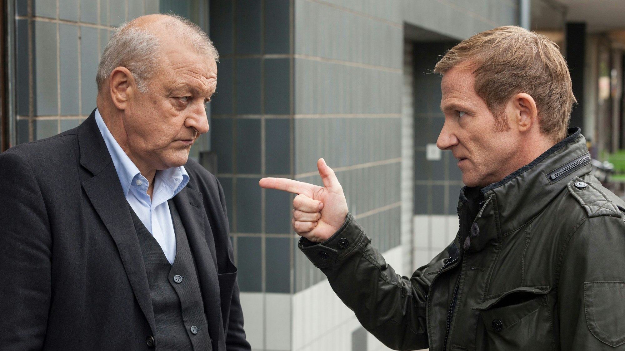 Roland Jankowsy (r.) als „Overbeck“ mit „Wilsberg“-Darsteller Leonard Lansink