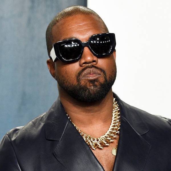 Der US-Rapper Kanye West kommt zu einer Party.