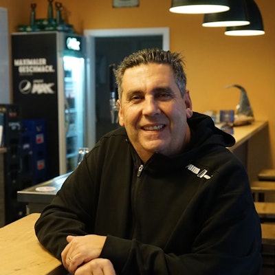 Miguel Louzao de la Cruz will Bürgermeisterkandidat der CDU Rösrath werden. Er ist als Wirt bekannt, als Politiker aber bisher wenig profiliert.