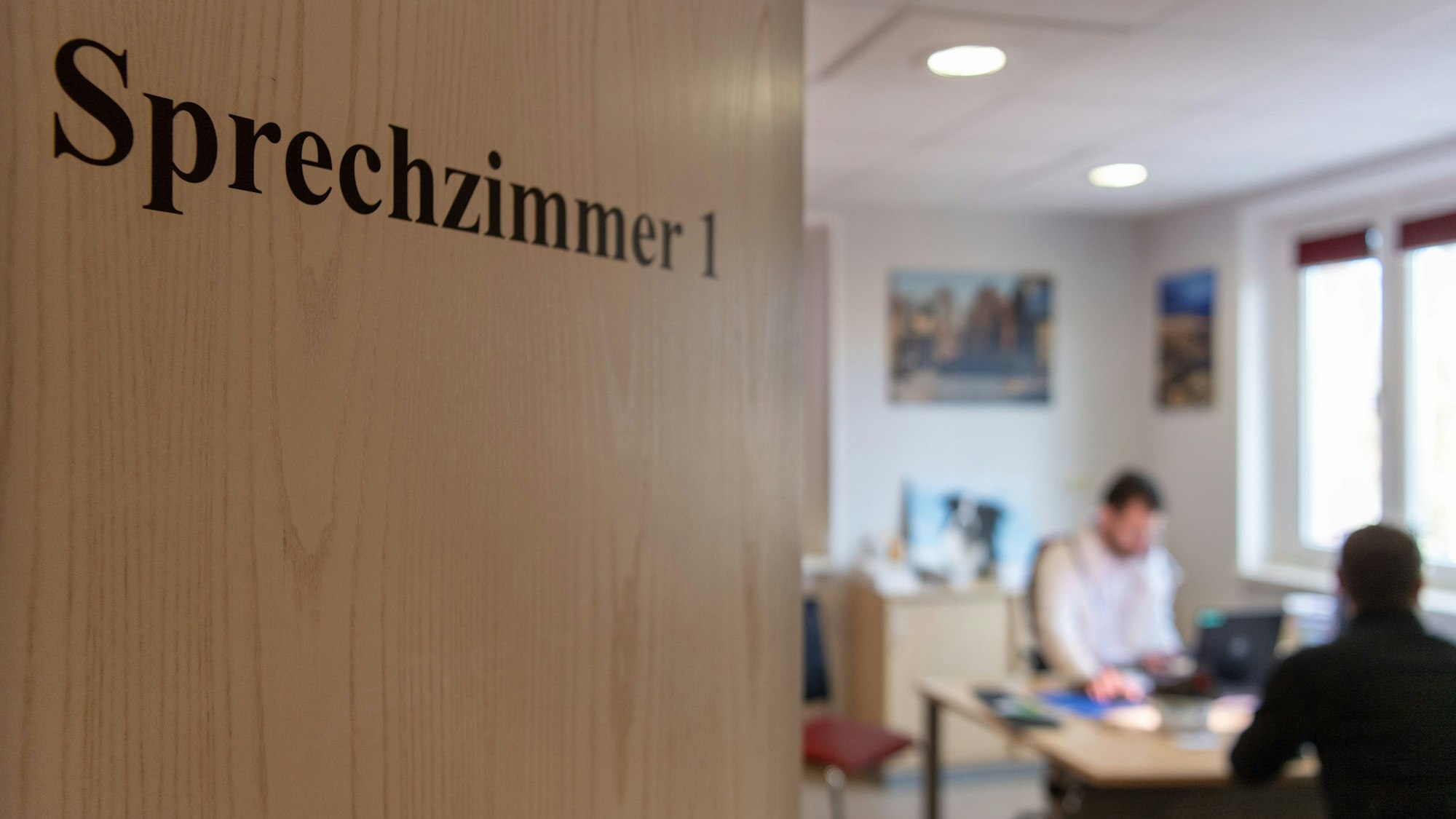 Blick in ein Sprechzimmer einer Hausarztpraxis