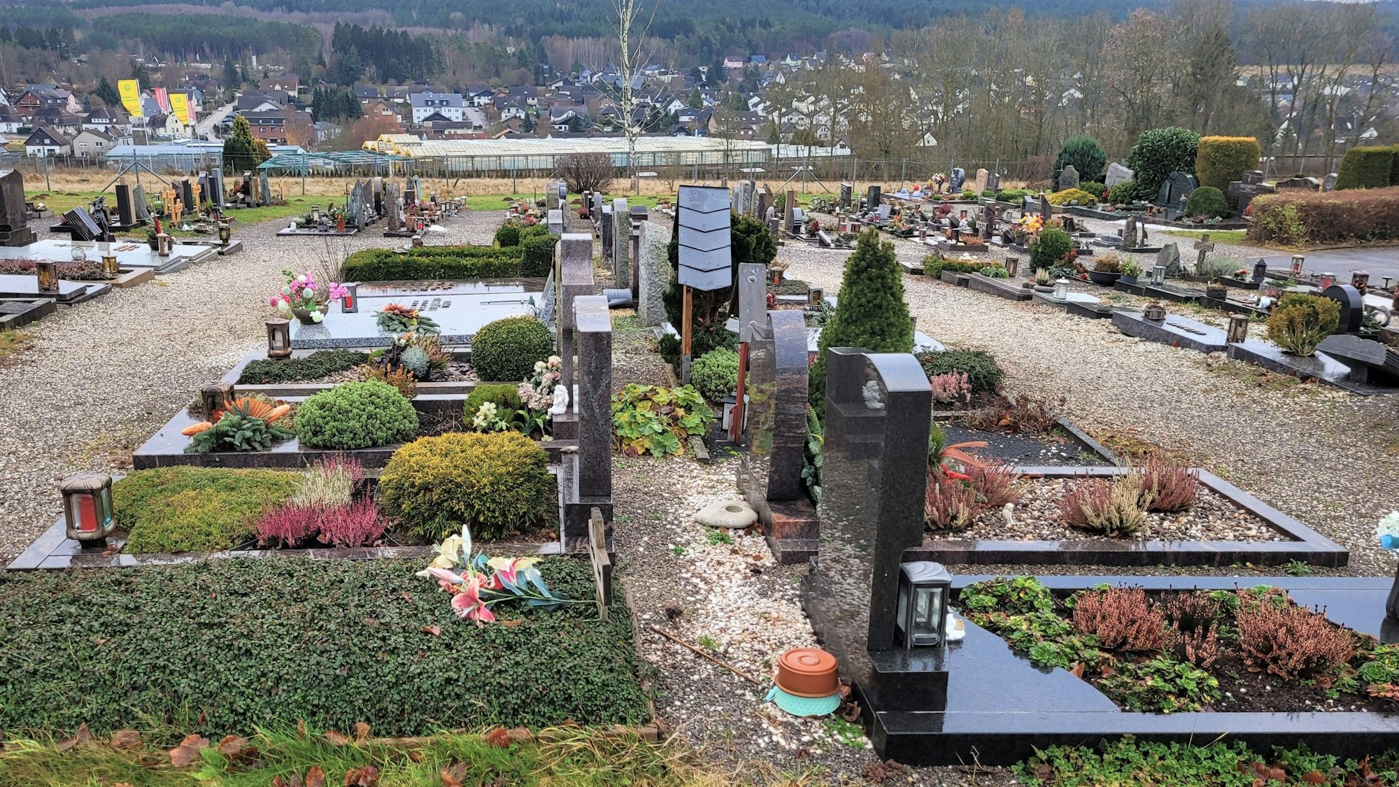 Der Friedhof Heistert in Kall.