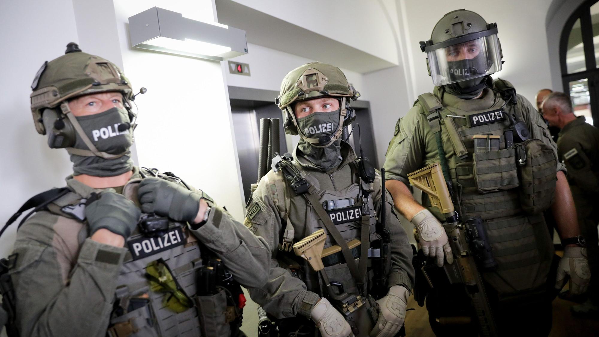 GSG9-Spezialeinsatzkräfte haben einen Verdächtigen in Dortmund festgenommen. (Archivbild)