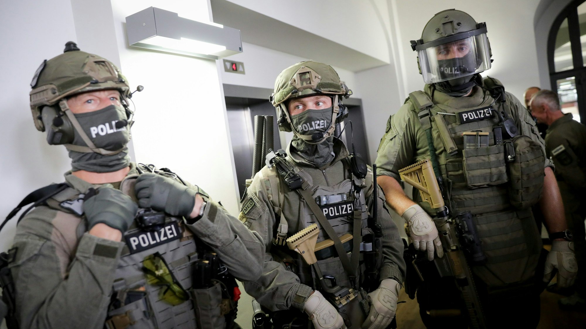 GSG9-Spezialeinsatzkräfte haben einen Verdächtigen in Dortmund festgenommen. (Archivbild)