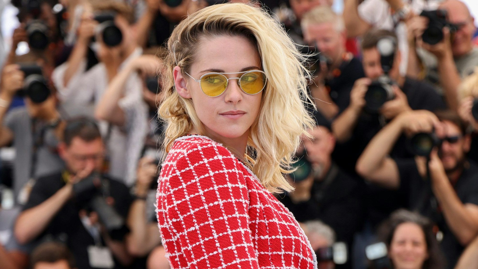 ARCHIV - 24.05.2022, Frankreich, Cannes: Kristen Stewart, Schauspielerin aus den USA, beim Fototermin für den Film "Crimes of the Future" bei den 75. Internationalen Filmfestspielen. (zu dpa "Kristen Stewart wird Jurypräsidentin der Berlinale 2023") Foto: Vianney Le Caer/Invision/AP/dpa +++ dpa-Bildfunk +++