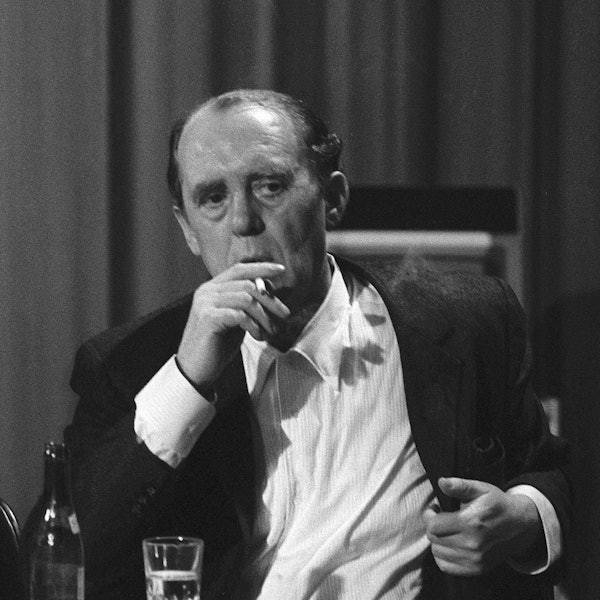 Schriftsteller Heinrich Böll ist eine Kölner Legende. (Archivbild)