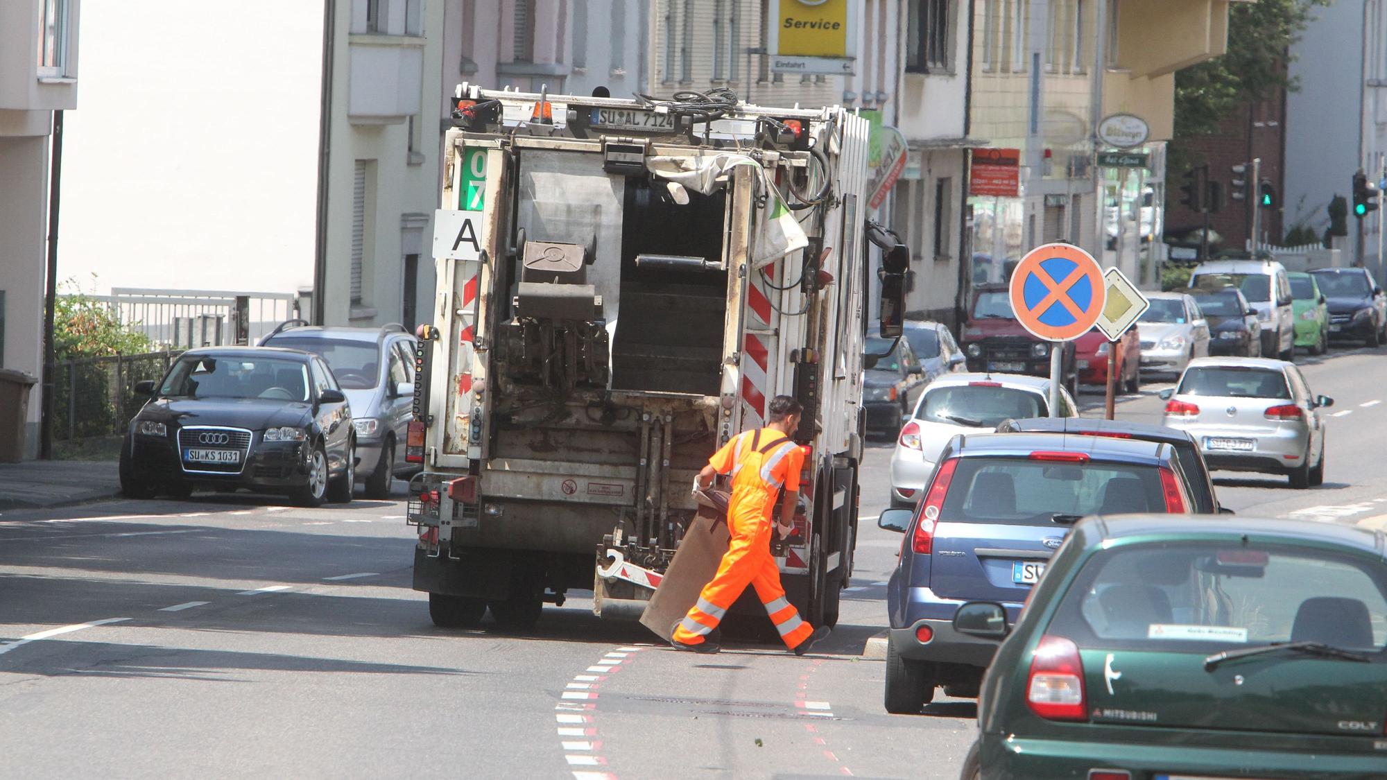 Symbolbild Müllabfuhr, Abfall, Entsorgung, Wertstofftonne, Biotonne, Restmülltonne, RSAG, Rhein-Sieg-Abfallwirtschaftsbetriebe Müll