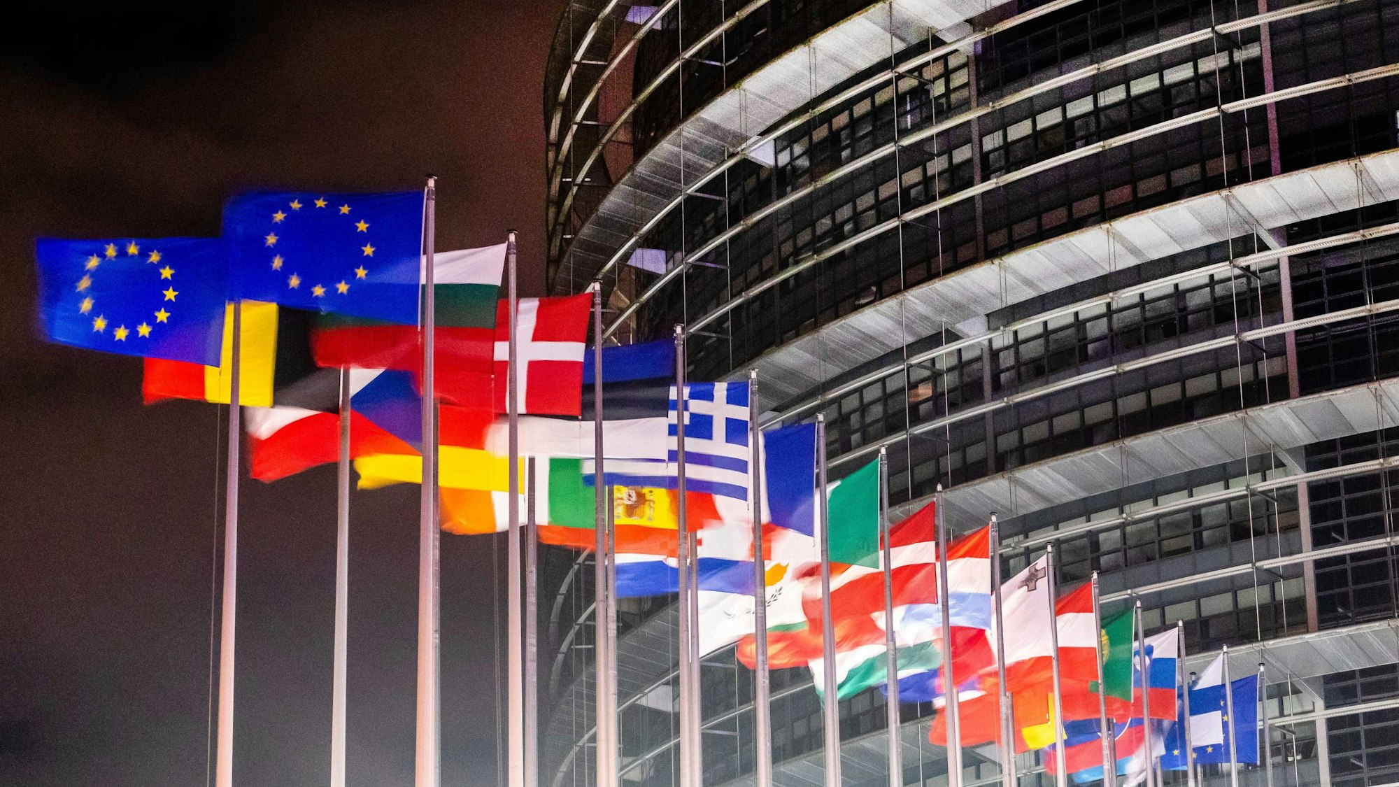 Das EU-Parlament steht im Fokus umfangreicher Korruptionsermittlungen belgischer Ermittler.