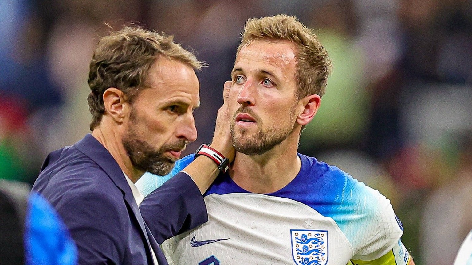 Gareth Southgate tröstet Harry Kane nach Abpfiff.