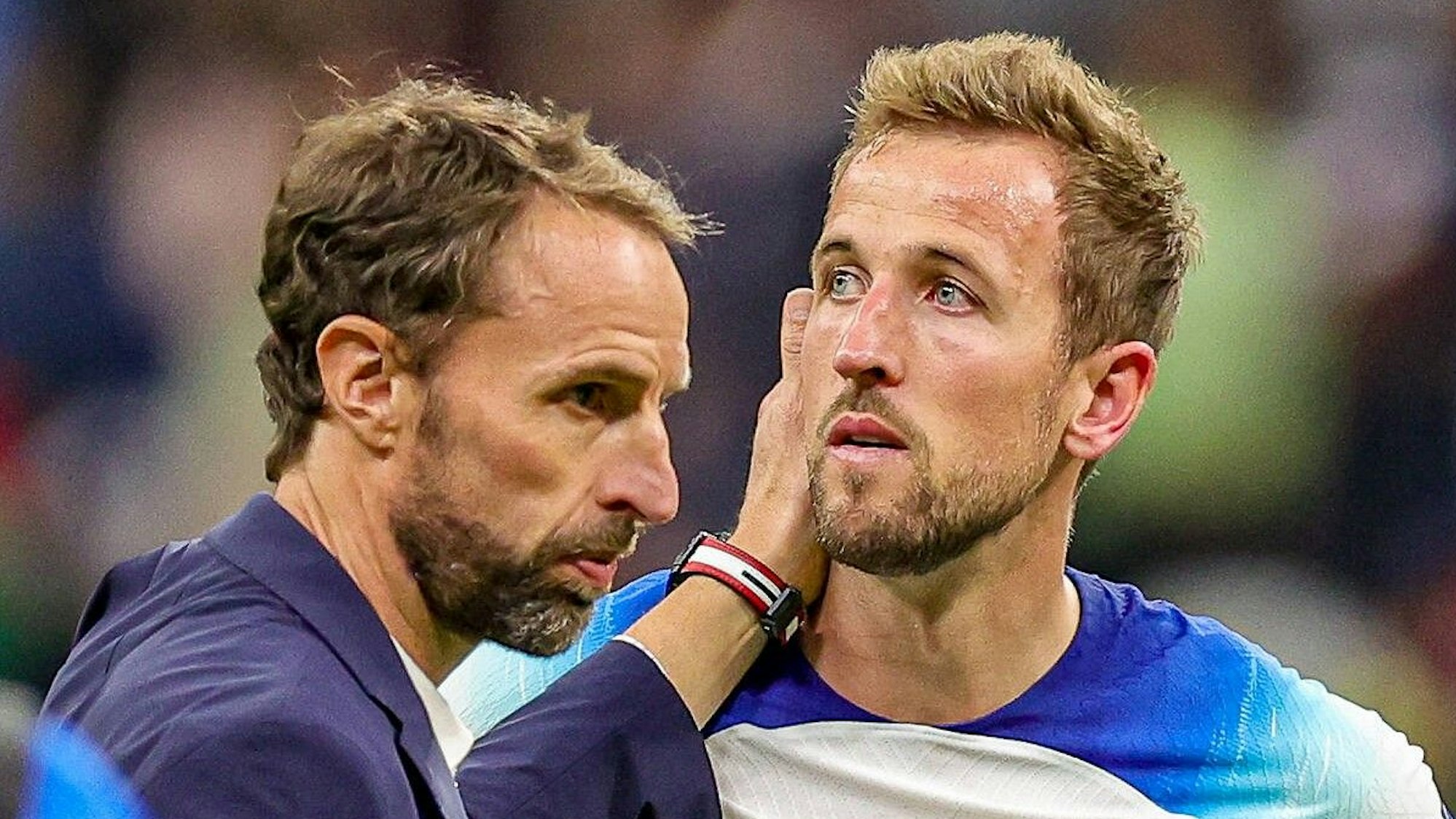 Gareth Southgate tröstet Harry Kane nach Abpfiff.