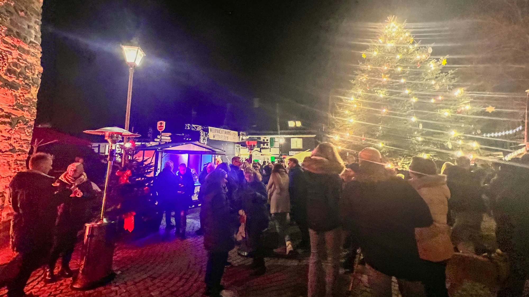 Sternenzauber Weihnachtsmarkt Foto: Timon Brombach