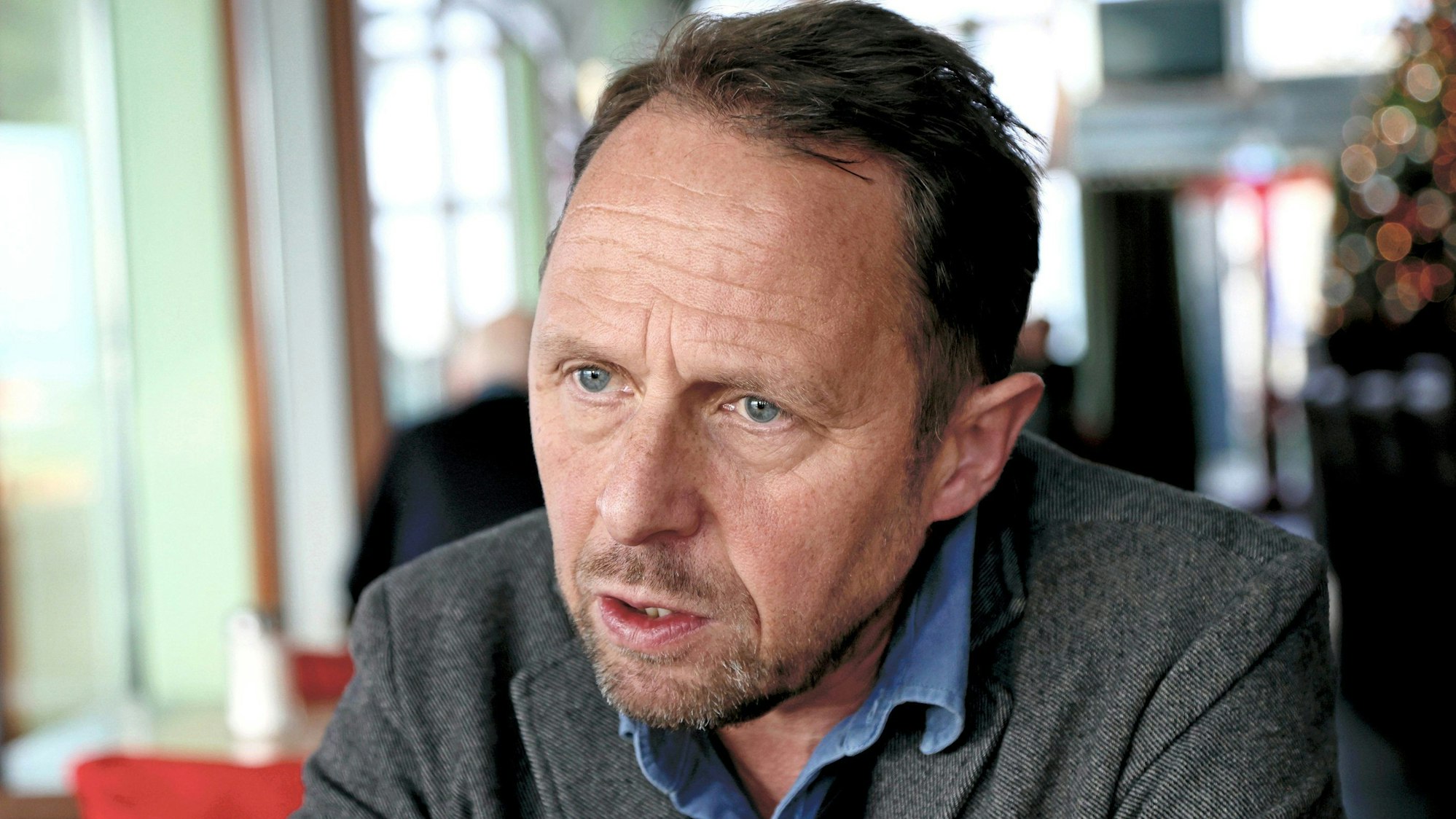 Nahaufnahme von Leverkusens Oberbürgermeister Uwe Richrath