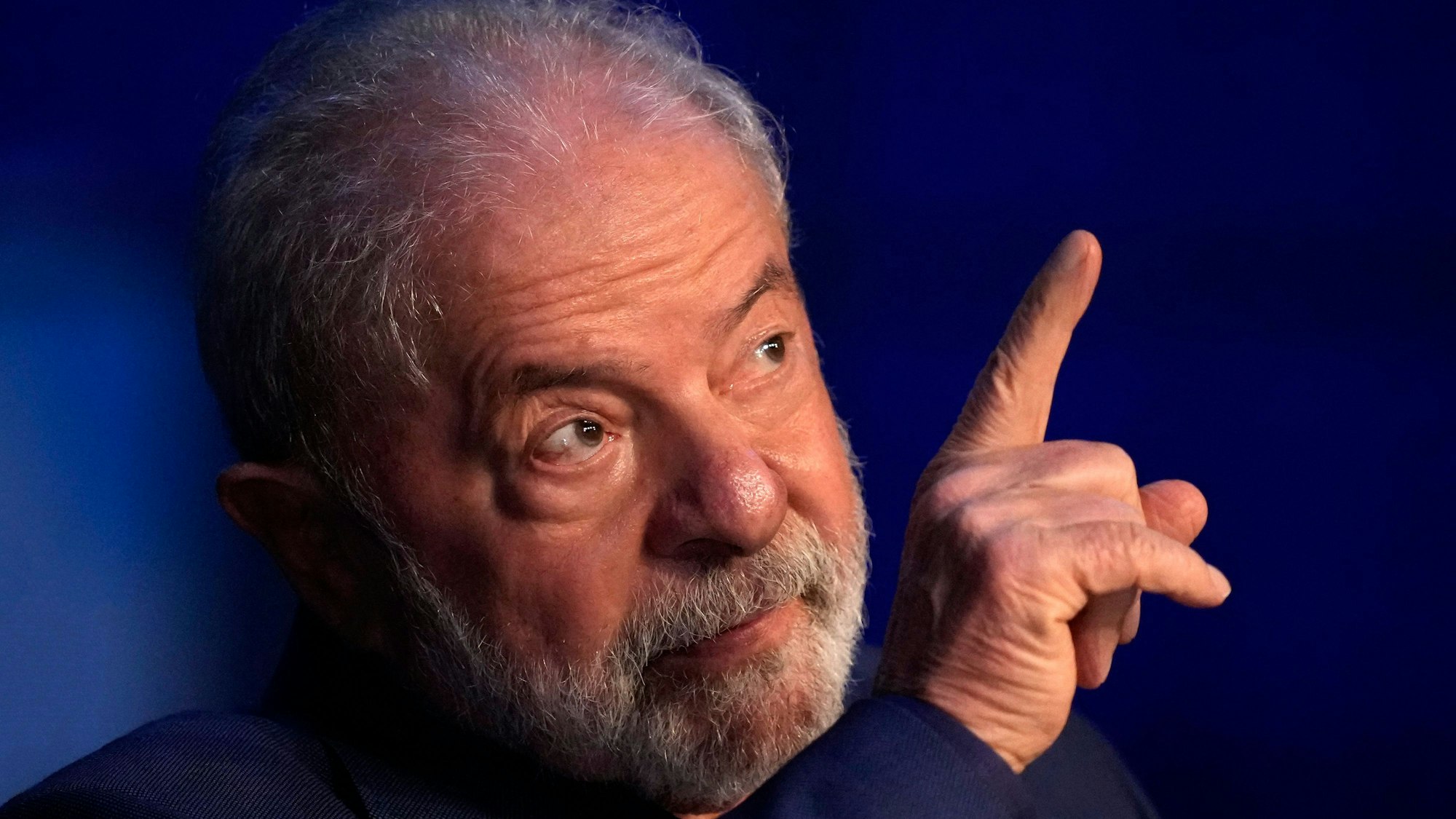 Der neue brasilianische Präsident Luiz Inácio Lula da Silva sagt, sein Vorgänger Bolsonaro habe die Niederlage der Wahl bisher nicht anerkannt.