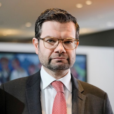 Justizminister Marco Buschmann lehnt eine Verschärfung des Waffenrechts ab.