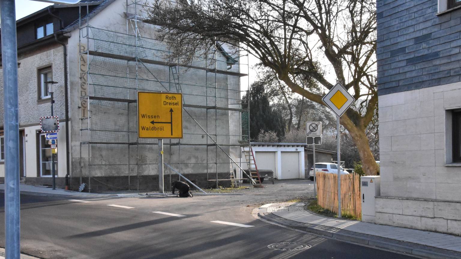 Das Bild zeigt eine Straße in Windeck-Dattenfeld.