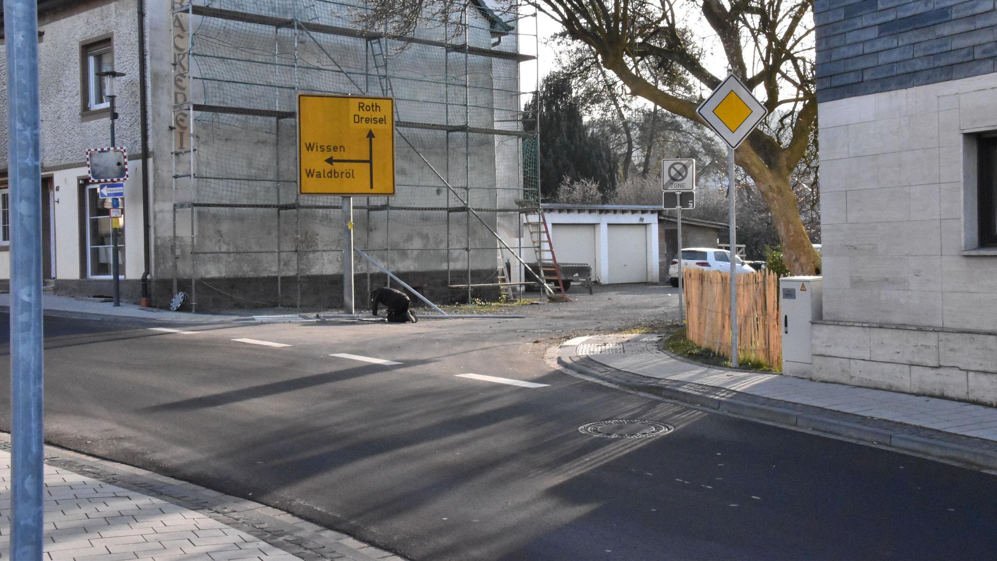 Das Bild zeigt eine Straße in Windeck-Dattenfeld.