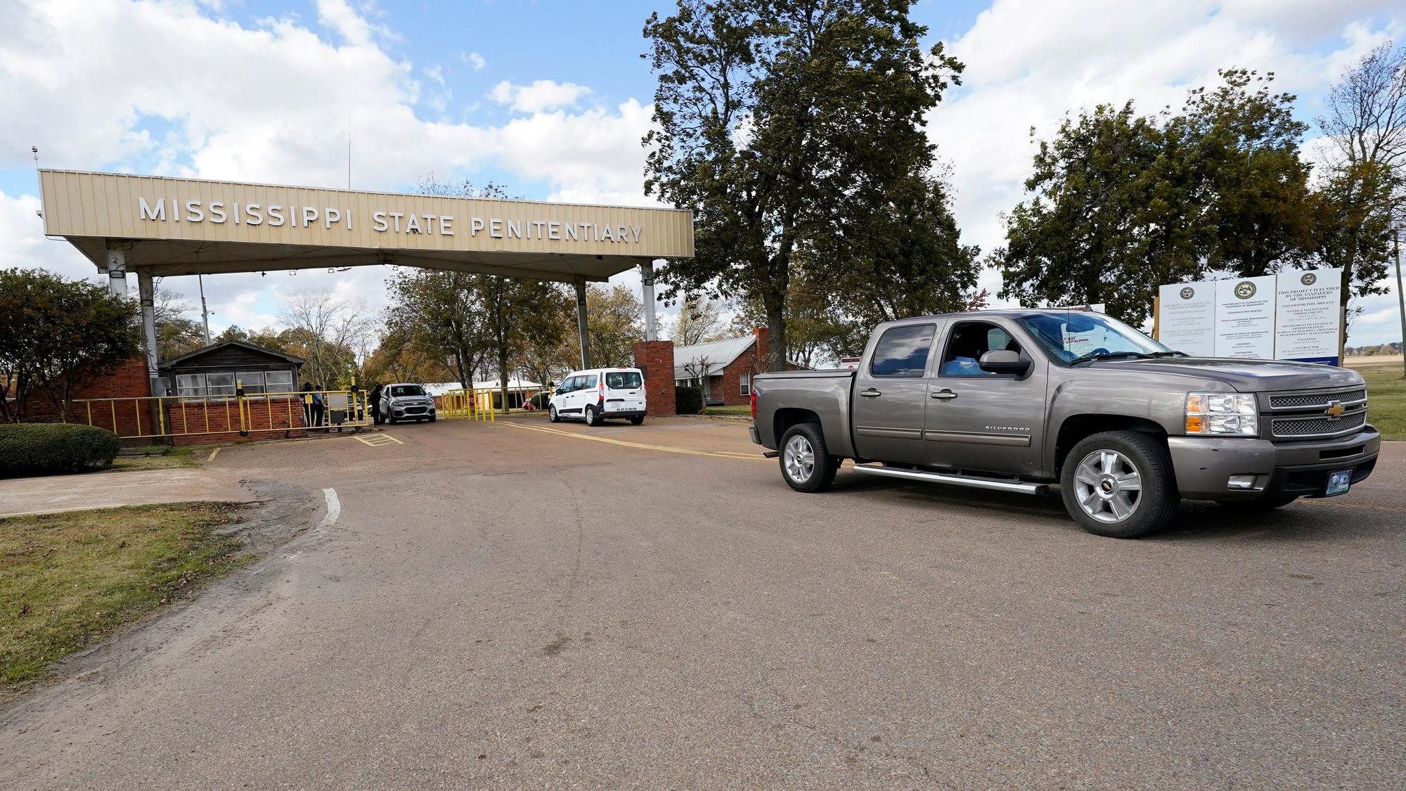 Das Eingangstor der Mississippi State Justizvollzugsanstalt.