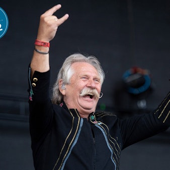 Henning Krautmacher, Sänger der Höhner, steht beim Wacken Open Air Festival auf der Bühne.