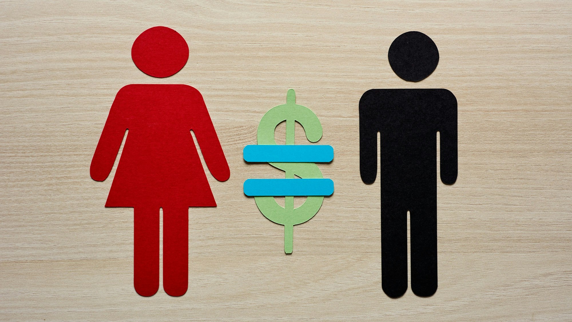 Frauensymbol und Männersymbol mit einem Gleichheitszeichen und einem Dollarzeichen dazwischen, die den Anspruch des Konzepts „Gleicher Lohn für gleiche Arbeit“ verdeutlichen