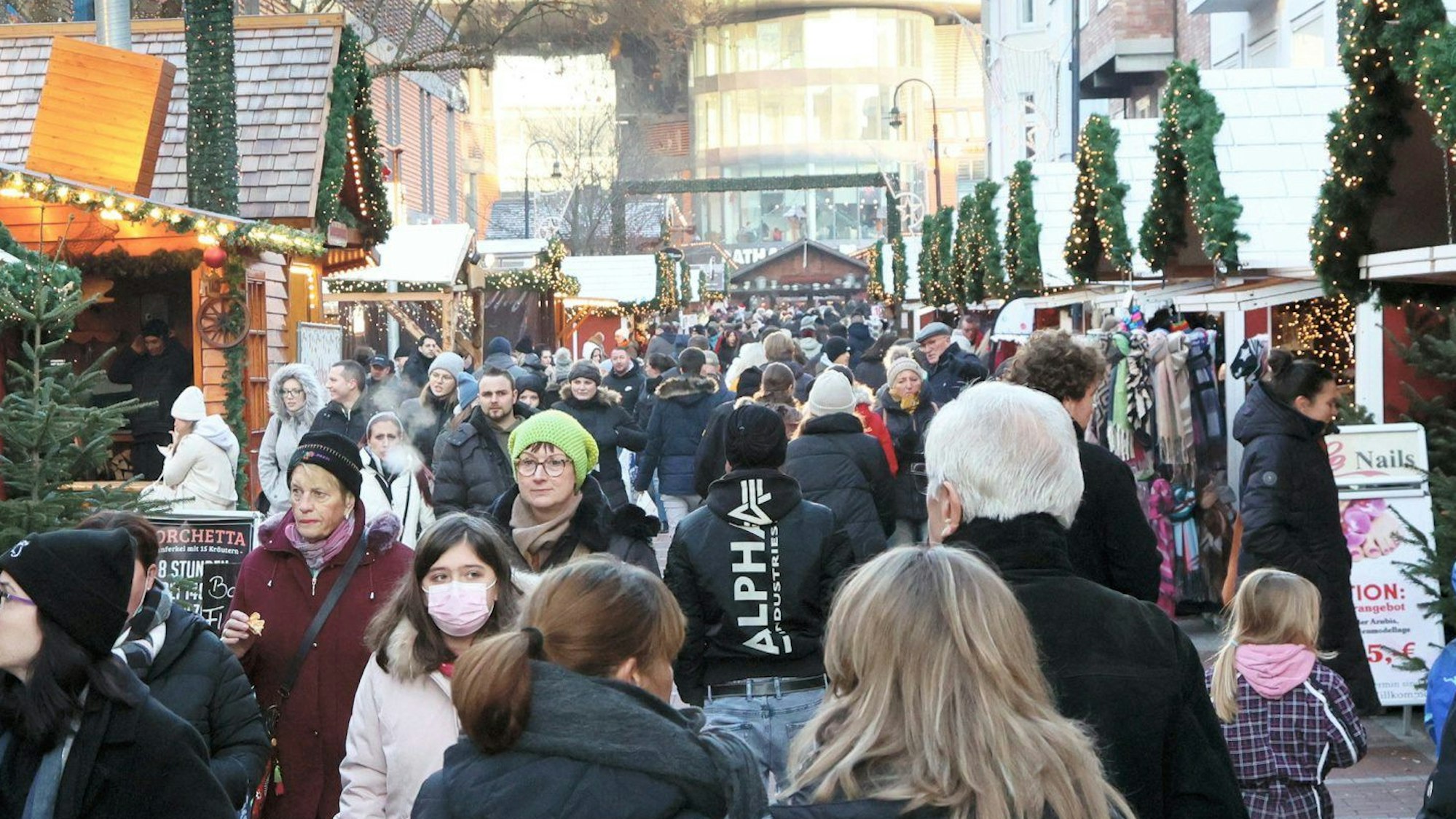 Leverkusen Einkaufssamstag, Blick in die Fußgängerzone