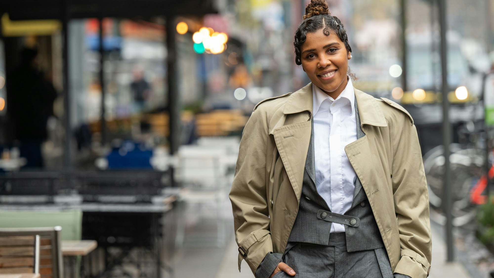 29.11.2022, Köln: Alice Francis macht Neoswing-Musik . Foto: Uwe Weiser