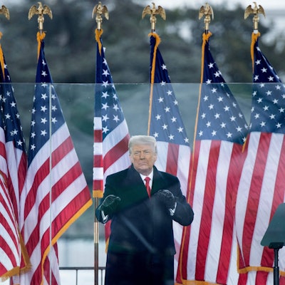 Donald Trump spricht am 6. Januar 2021 zu seinen Anhängern.