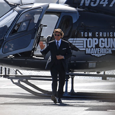 Tom Cruise kommt mit einem Helikopter bei der Weltpremiere seines neuen Films in San Diego (Kalifornie,USA) an.
